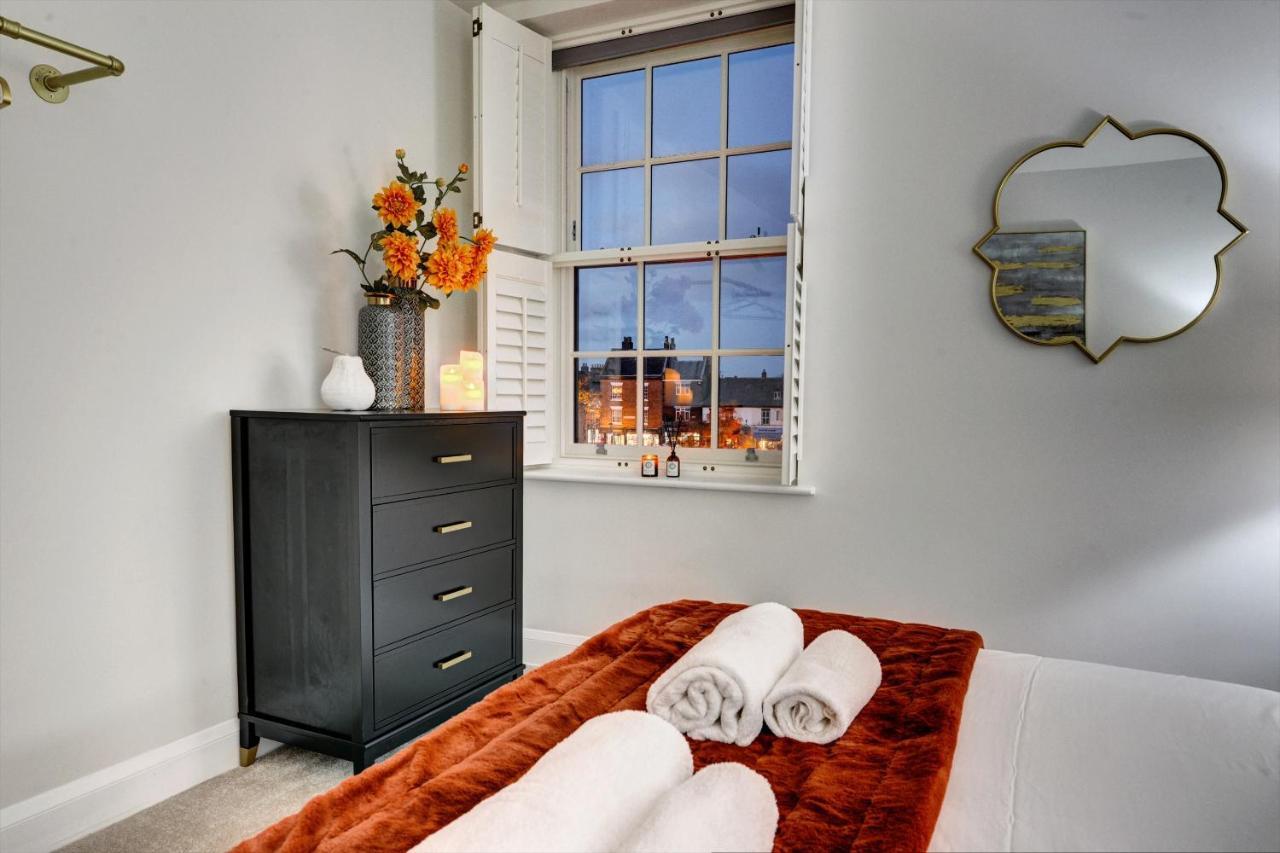 The Penthouse - Allocated Parking With City Views Ripon Luaran gambar